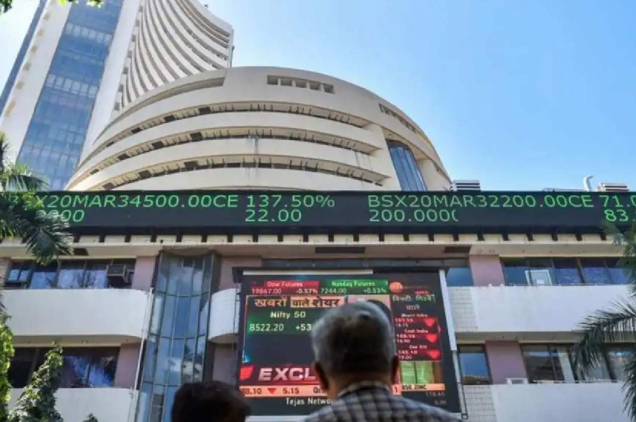 Sensex rises nearly 500 pts, hints at growth of Indian markets