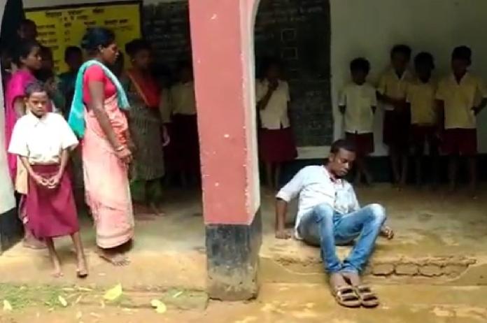 WATCH: Students shocked in Jharkhand says ‘Guruji talli hai…’