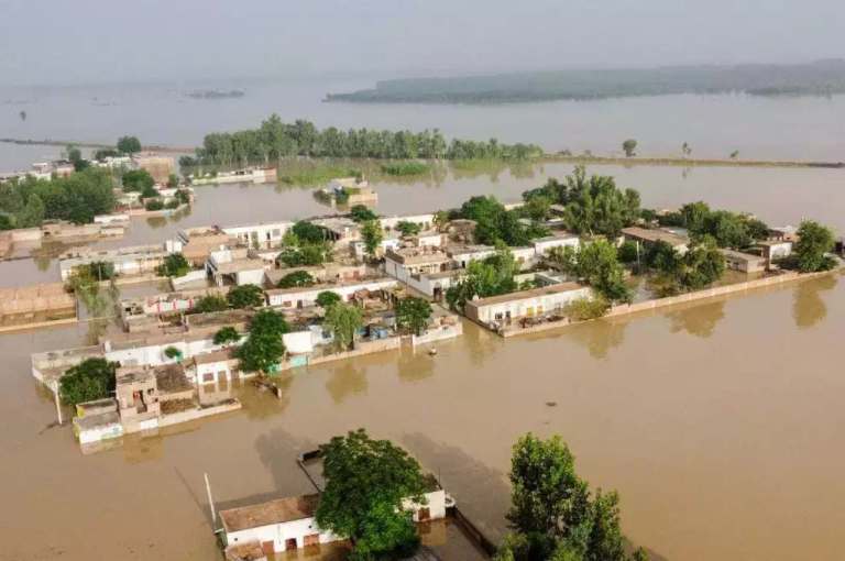 flood, Pakistan, India, Most Preferred Business Nation, MFN, August, Shahbaz Sharif, Balochistan, Sindh, Pakistan Floods