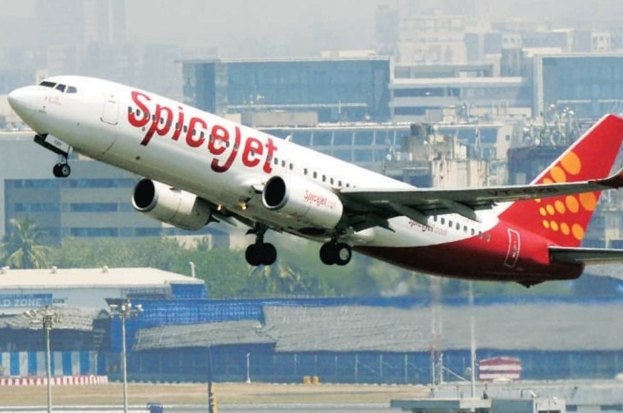 SpiceJet, Delhi, Nashik, Mumbai, B-737, DGCA, Indira Gandhi International Airport, IGI