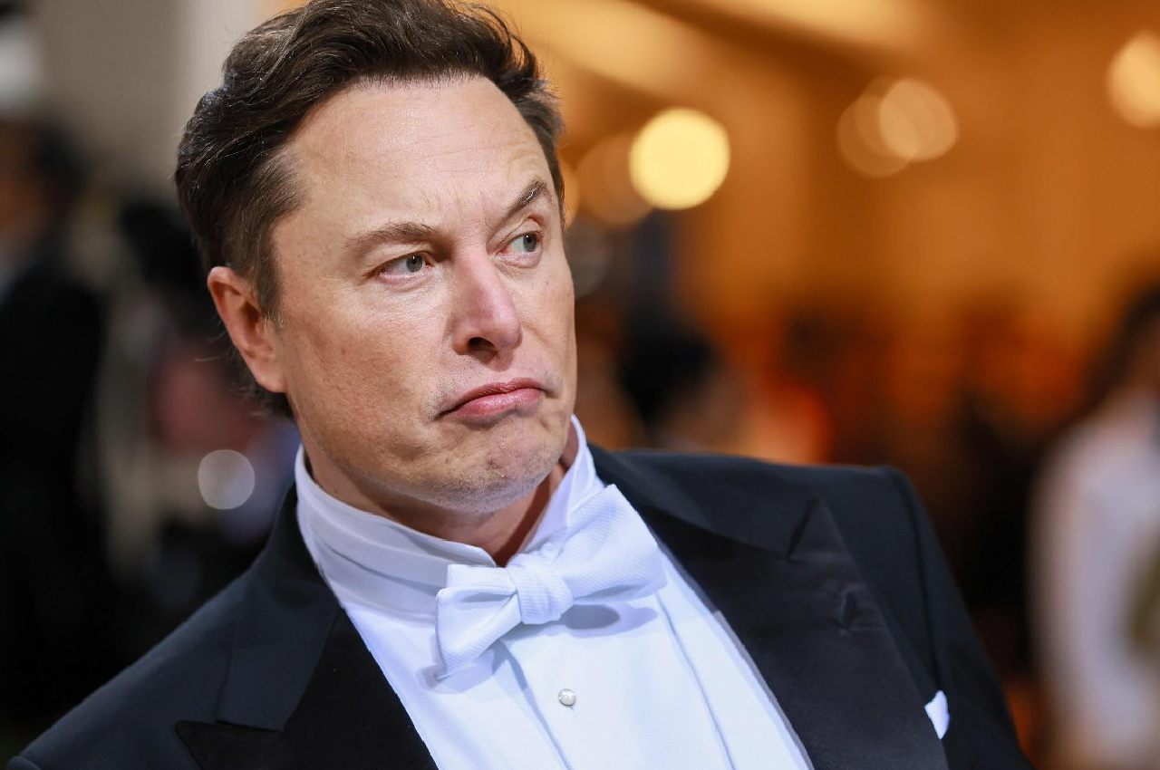 Elon Musk to fire Twitter employees