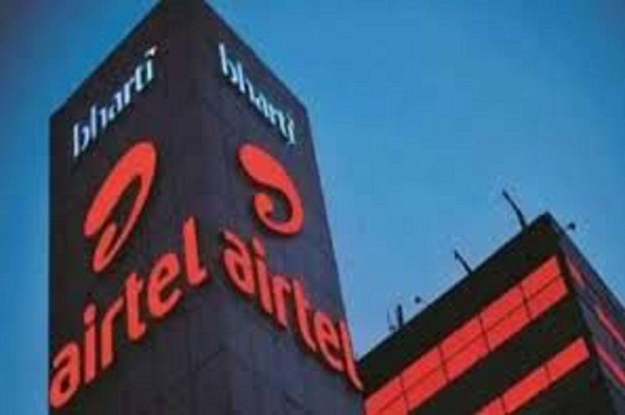 Airtel CEO Ajay Chitkara steps down from his post.
