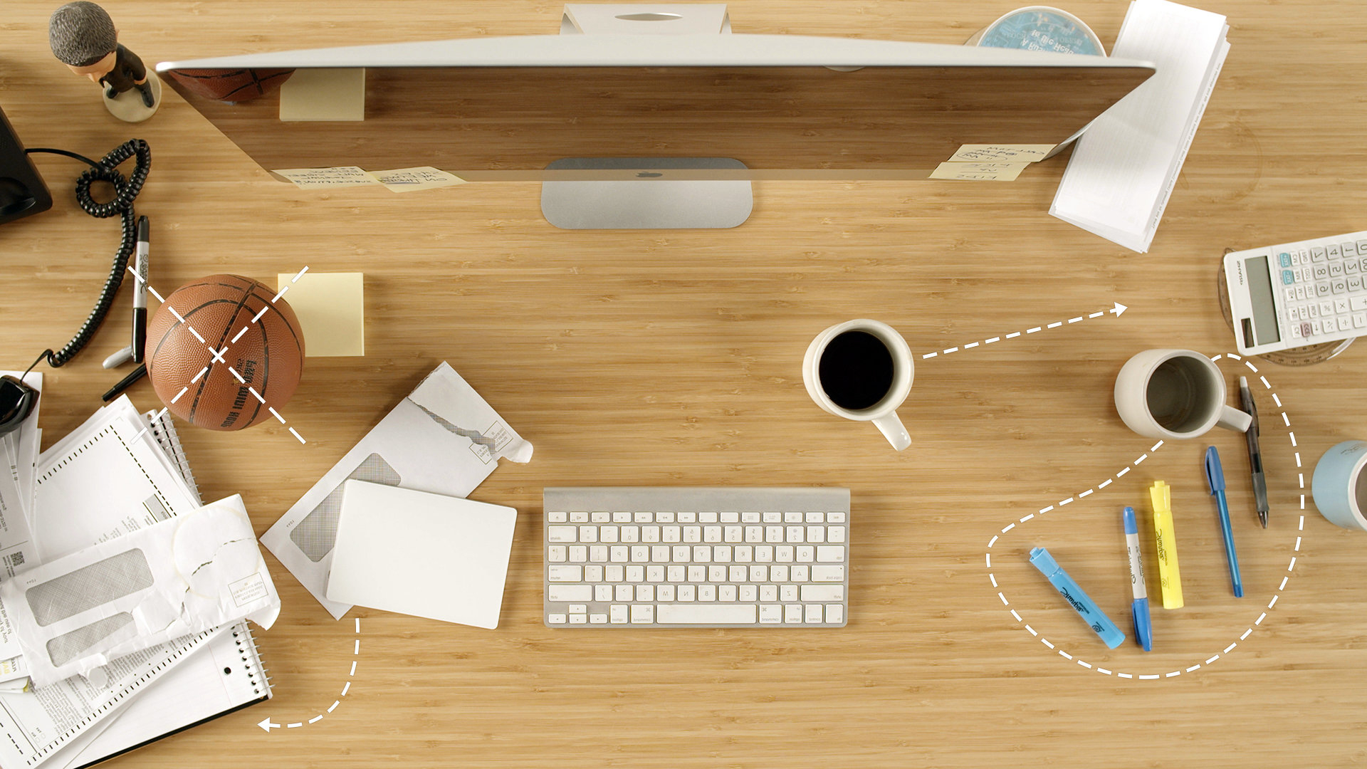 Make your office desk look aesthetic with 4 simple items