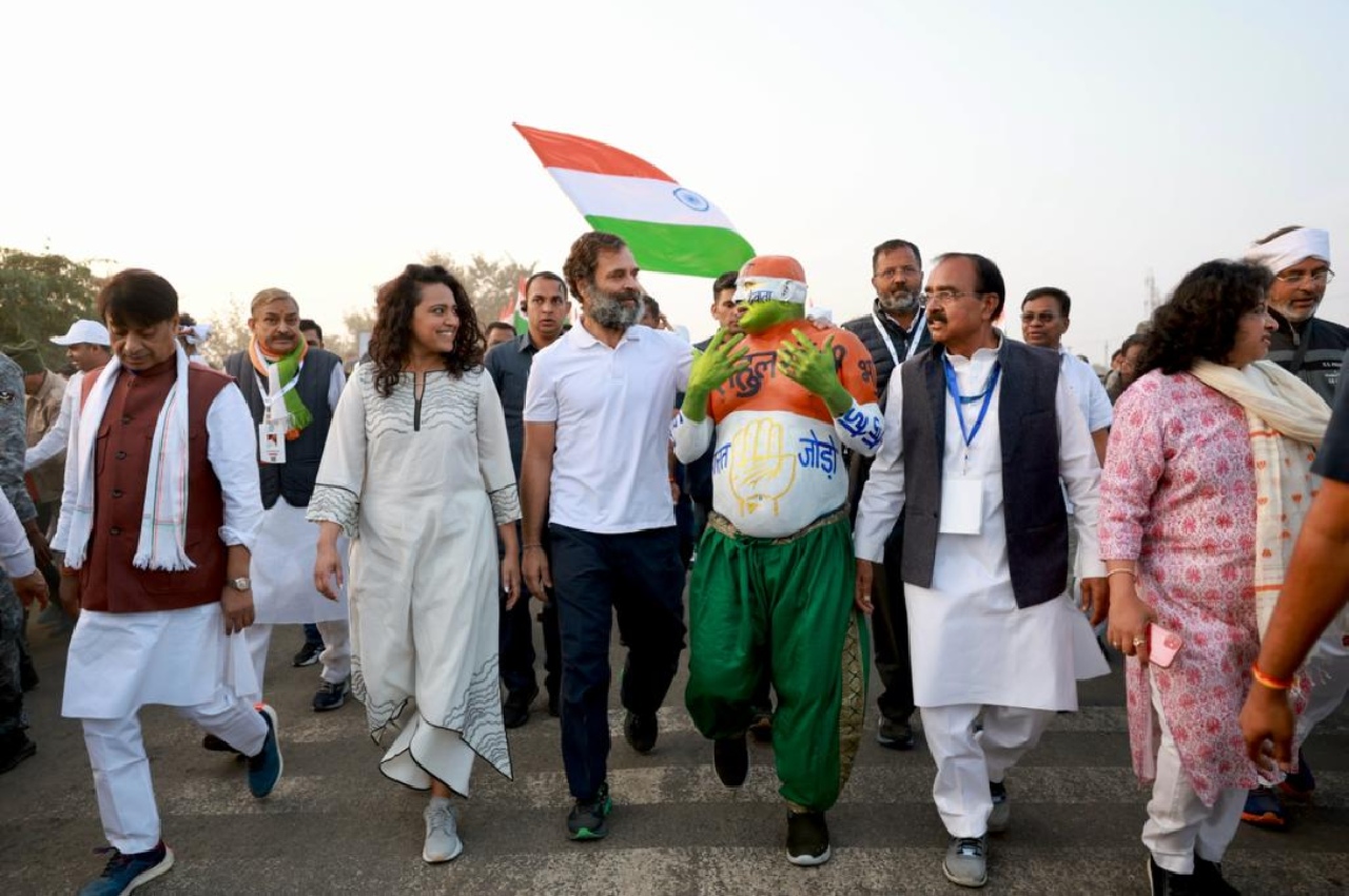 Bharat Jodo Yatra: Swara Bhaskar walks briskly with Rahul Gandhi