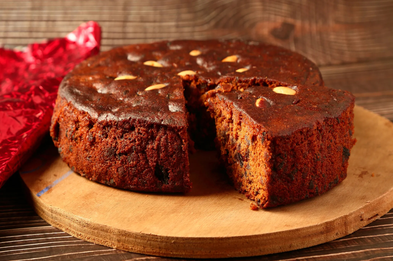 Order this Christmas Plum Cake on Online with Free Shipping in Delhi, NCR,  Bangalore, Hyderabad | Delhi NCR