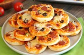 Kimchi Mini Pizza Recipe