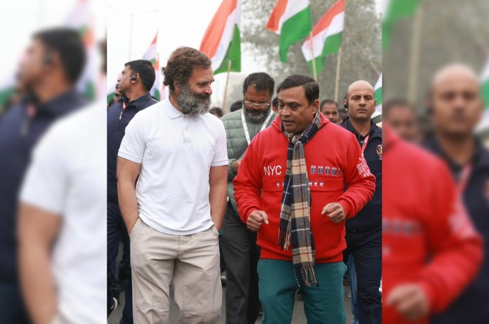 Bharat Jodo Yatra resumes in UP, Comedian Rajeev Nigham joins footmarch