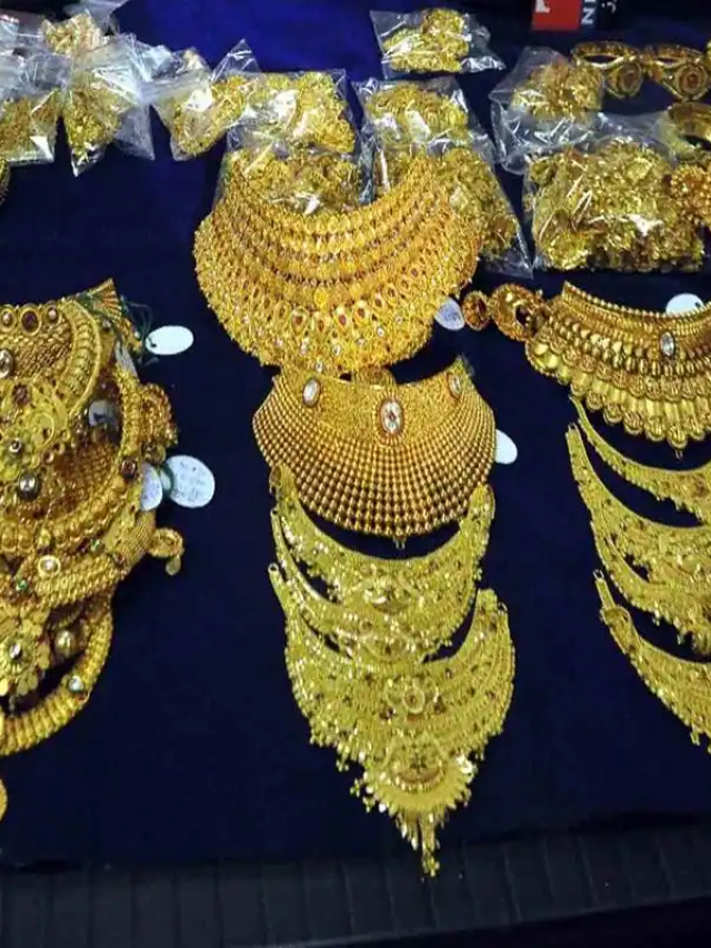 gold jewellery