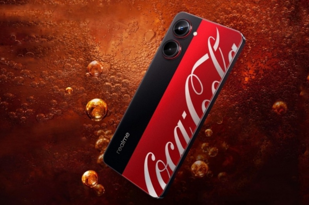 Quench Your Thirst for Beautiful Models with Realme 10 Pro Coca Cola Edition Pics