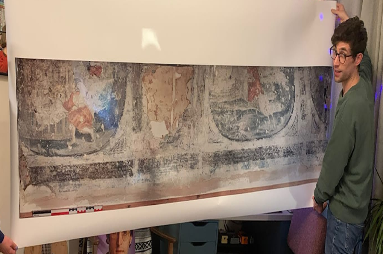 Man finds 400-year-old painting during kitchen renovation; see Pics ...