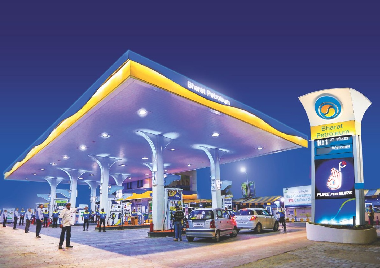 BPCL to raise funds worth Rs 18,000 cr via right issue.