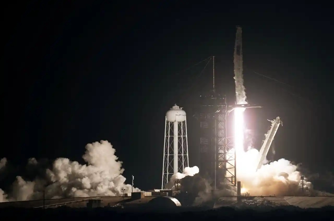 SpaceX Rocket SpaceX Rocket