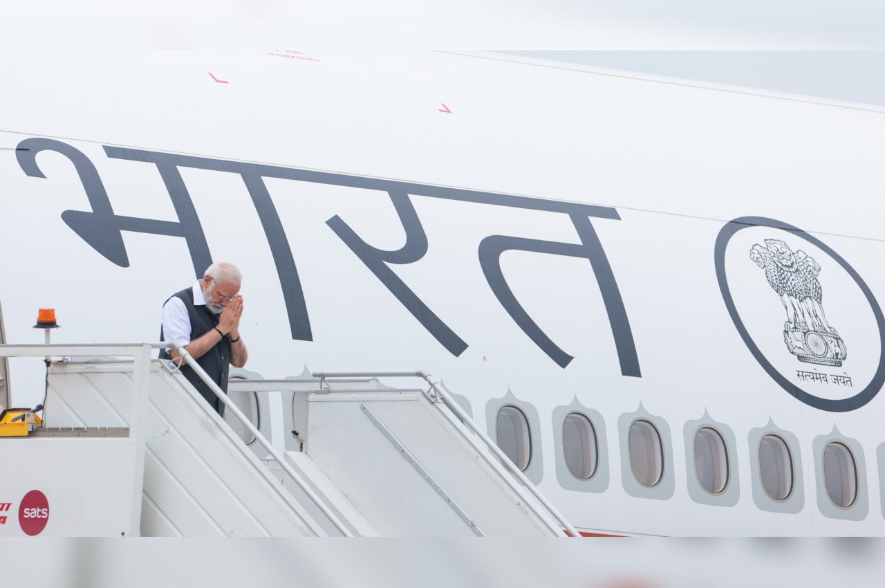 PM Modi France visit