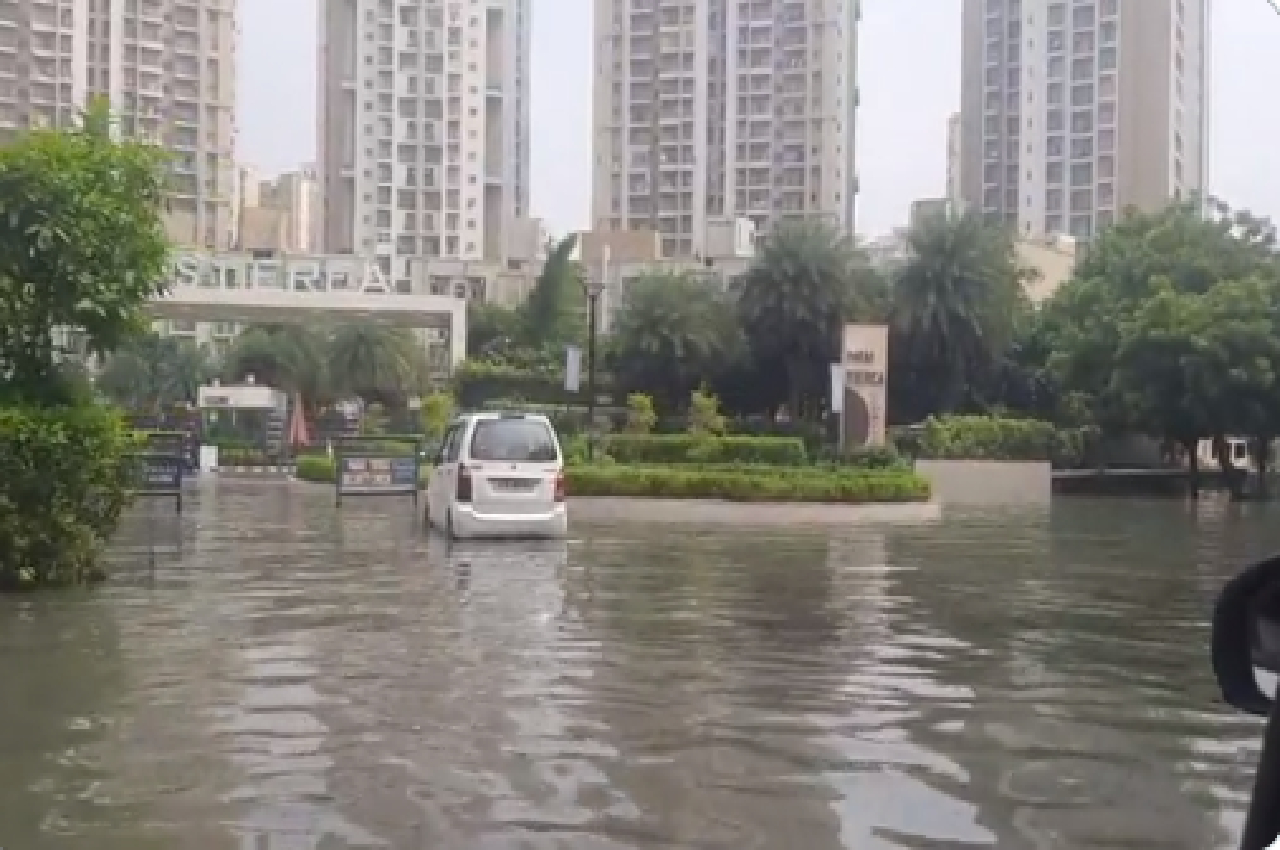 Noida waterlogging