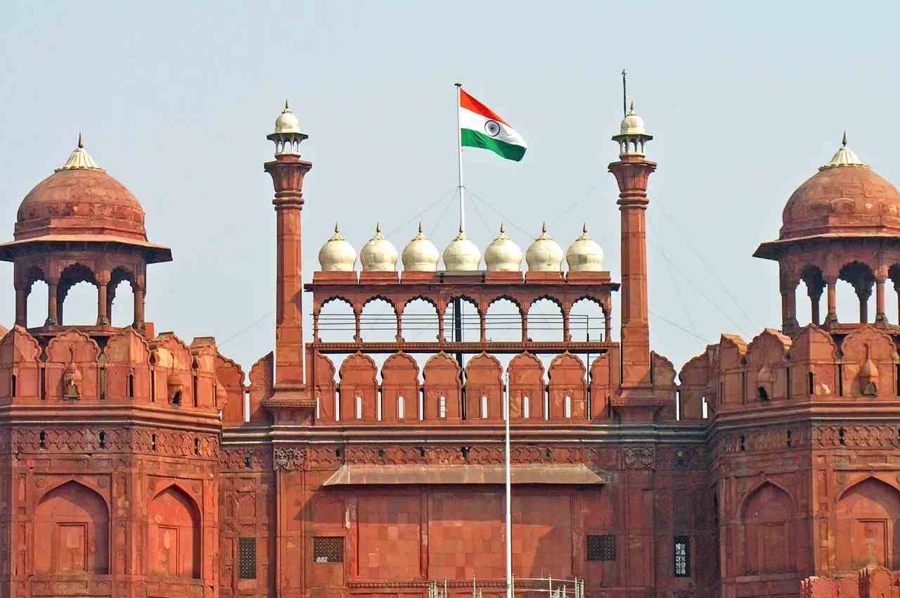 Red fort to remain closed due to flood in Delhi