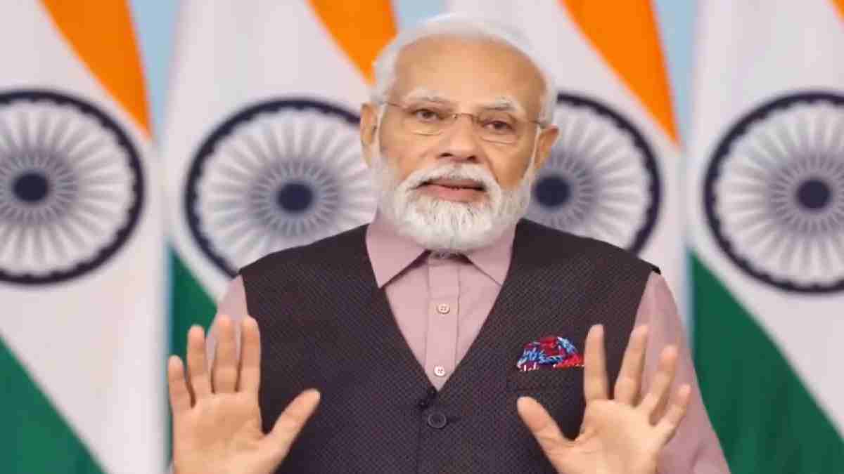 Pm Modi lays railway redeplopment