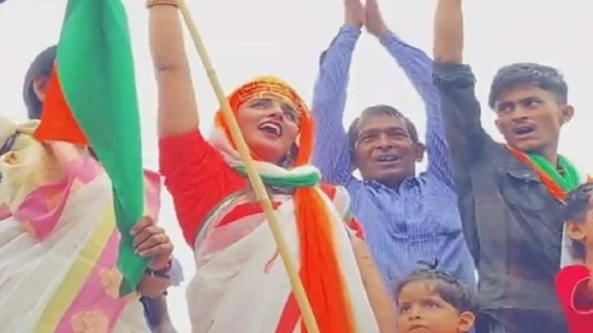 Patriotism Knows No Boundaries: Seema Haider Raises Tricolor