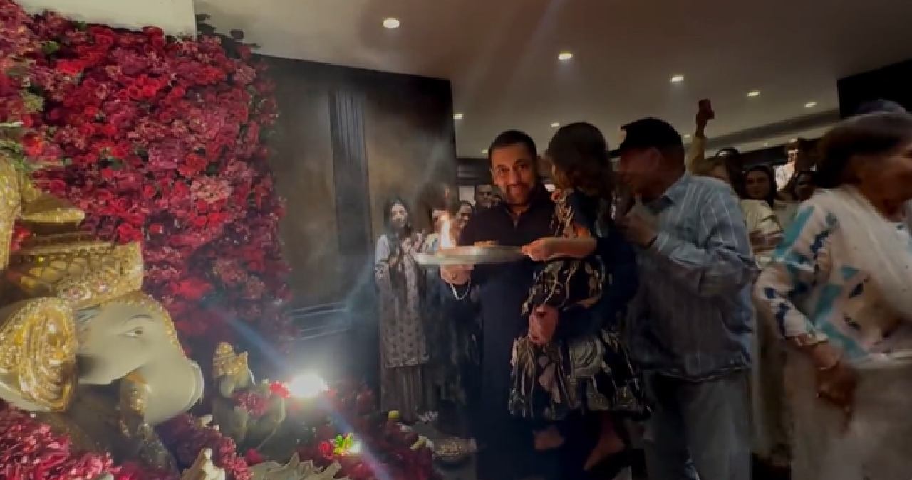 Ganesh Chaturthi: Salman Khan Celebrates With Family, Video Surfaces