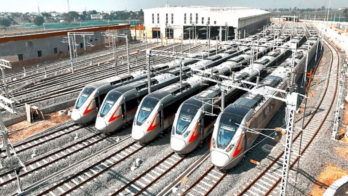 First train set of Regional Rapid Transit System arrives at Duhai depot
