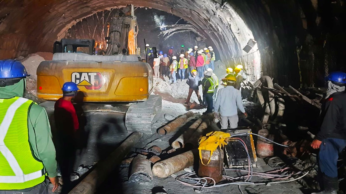 Uttarkashi Tunnel Collapse: Communication Established With Trapped Workers