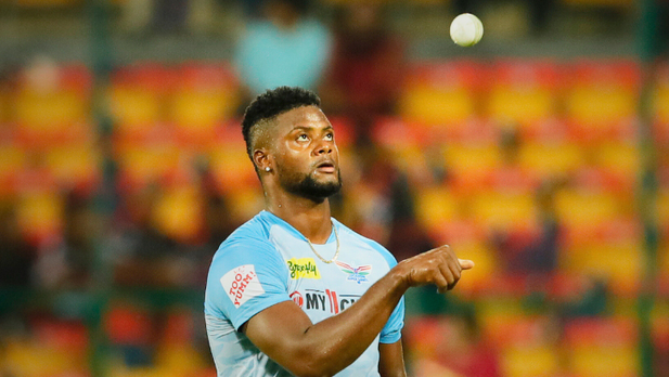 Romario Shepherd (pic credit: IPL)