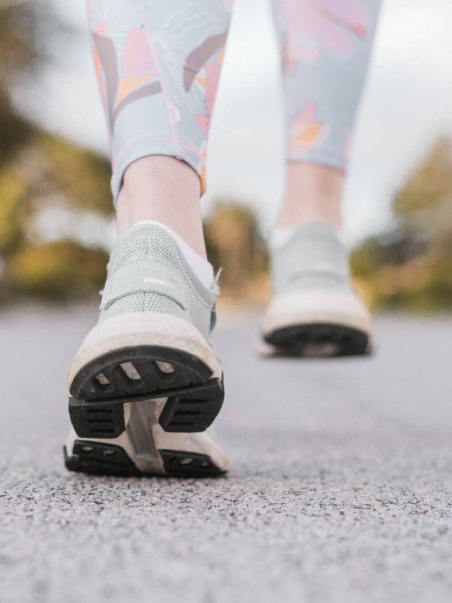 Walking Backwards Sounds Weird But It's Beneficial To Health - News24