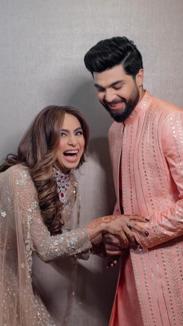 Rubina Dilaik Celebrates With Her 'Magic Man' Abhinav Shukla As Her Sister  Gets Engaged | Inside Pics