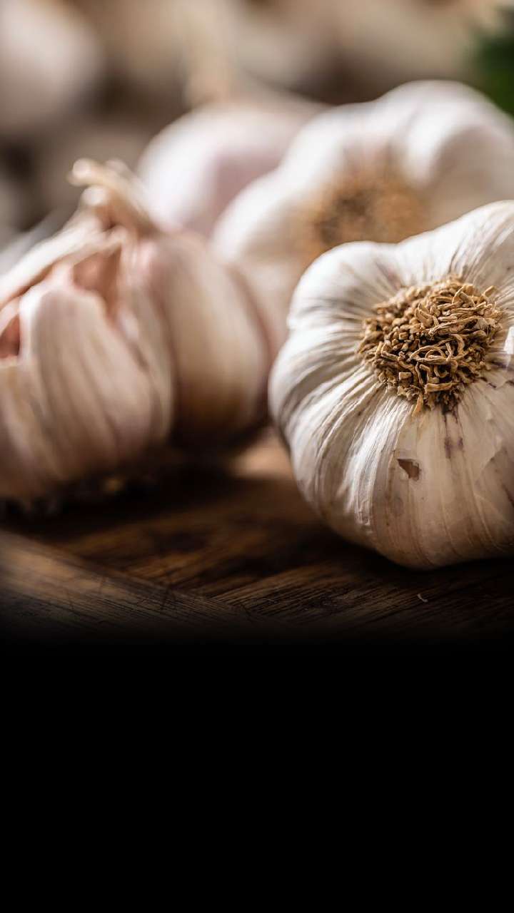 100+] Black Garlic Wallpapers | Wallpapers.com