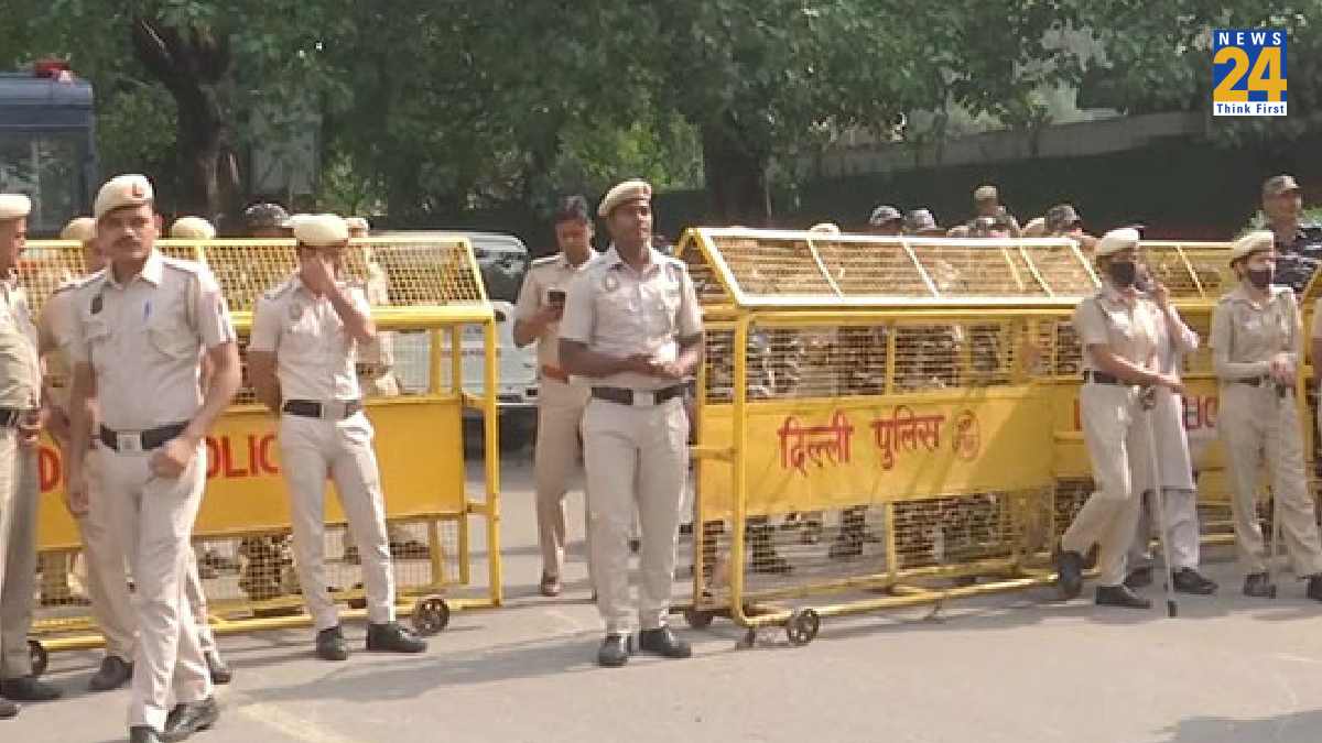 Gyanvapi Case: Delhi Police On Alert After Varanasi District Court Allowed Hindu Side