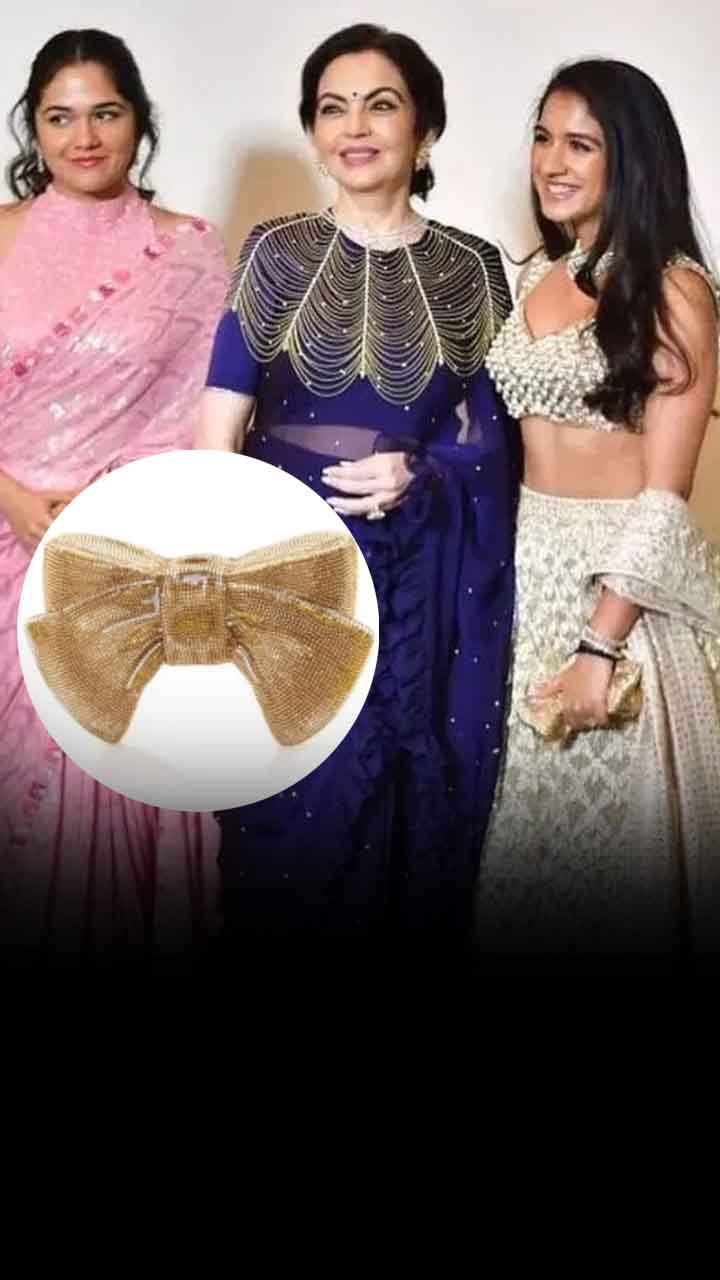 Ivory Embroidered Lehenga Set Design by Akriti by Ritika at Pernia's Pop Up  Shop 2024