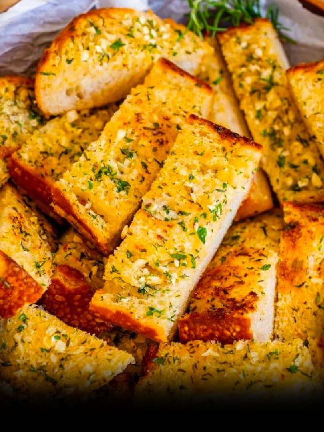 7 Steps To Make Garlic Bread Without An Oven News24