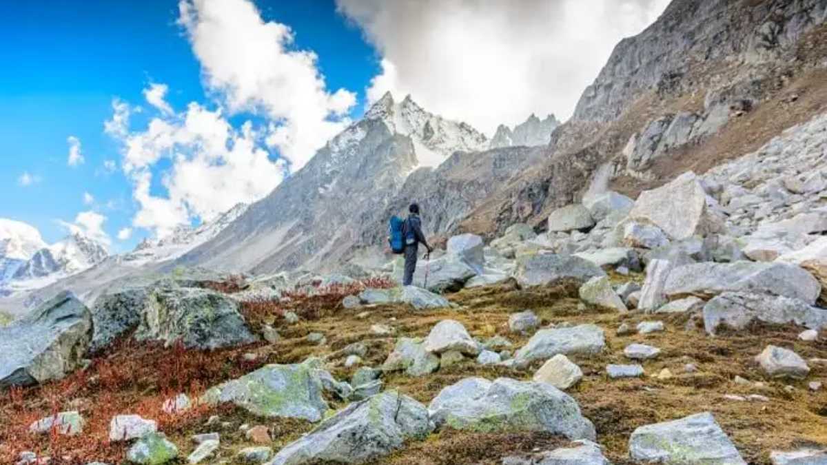 Officials reported that nine trekkers from Karnataka succumbed to extreme weather conditions