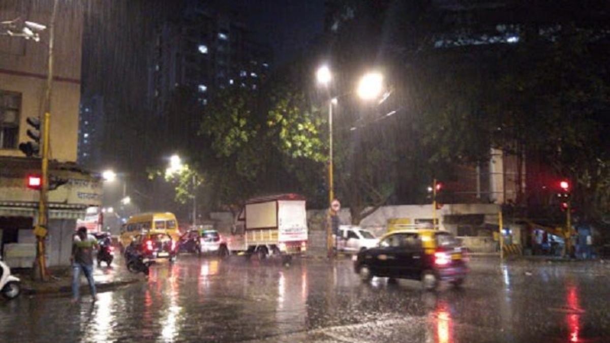 Pre-Monsoon Showers Drench Mumbai, Netizens Laud BMC