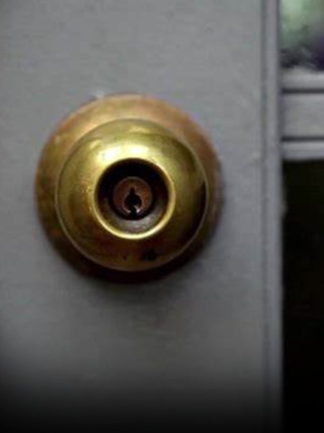 Best Monsoon Hacks To Prevent Your Doors From Jamming News24