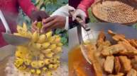 Viral video of banana fritters sparks debate: transforming a healthy fruit into a controversial greasy snack.