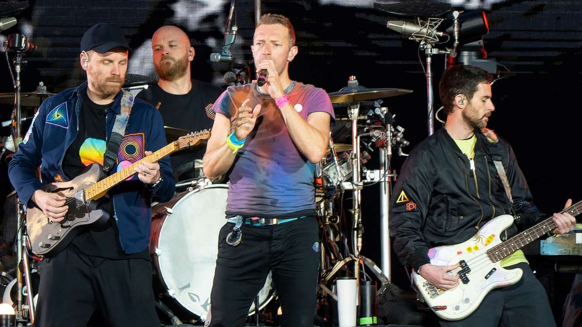 'Fans Left In The Cold': Dairy Giant Amul's Hilarious Take On Coldplay Sold-Out Concert