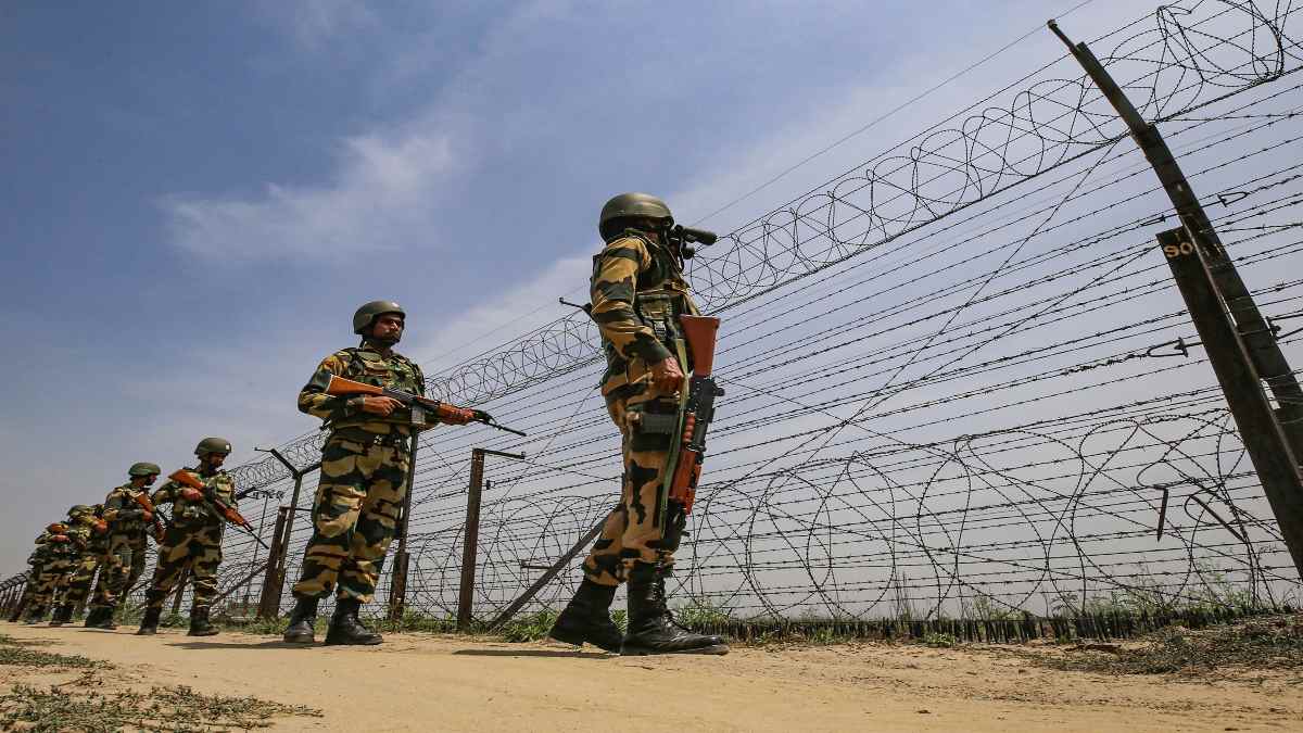 Pakistan Violates Ceasefire Near LoC In Jammu, BSF Jawan Injured