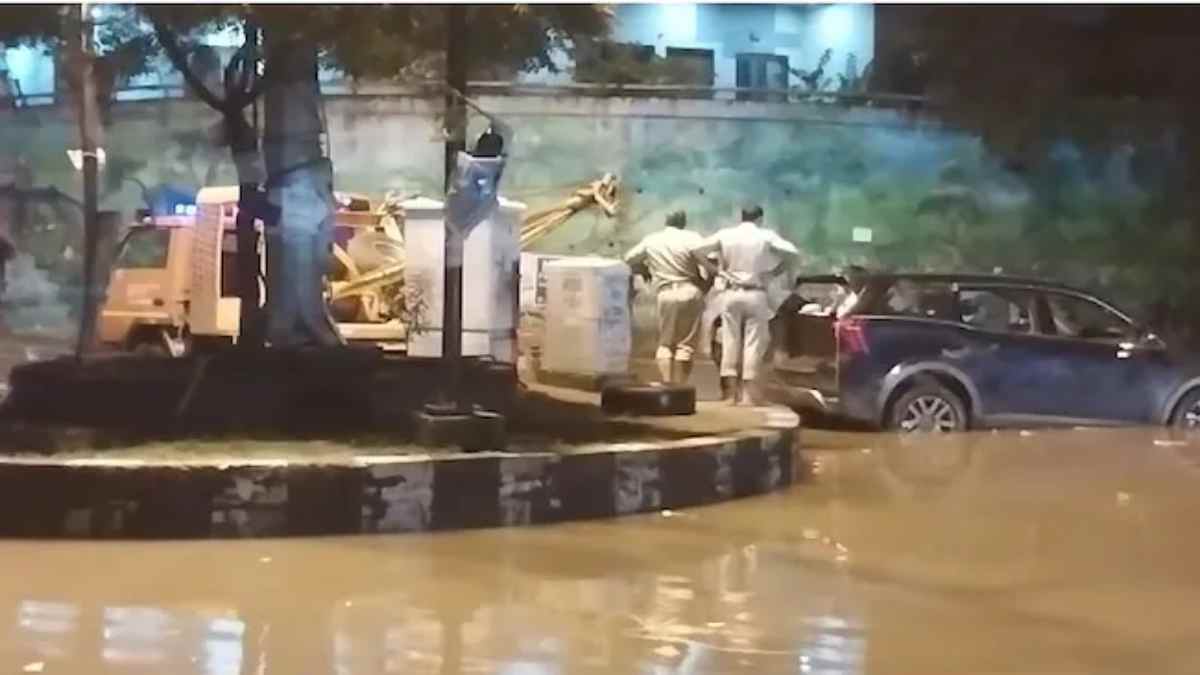 Tragic Incident: SUV Submerges In Faridabad Underpass, Bank Manager, Cashier Found Dead