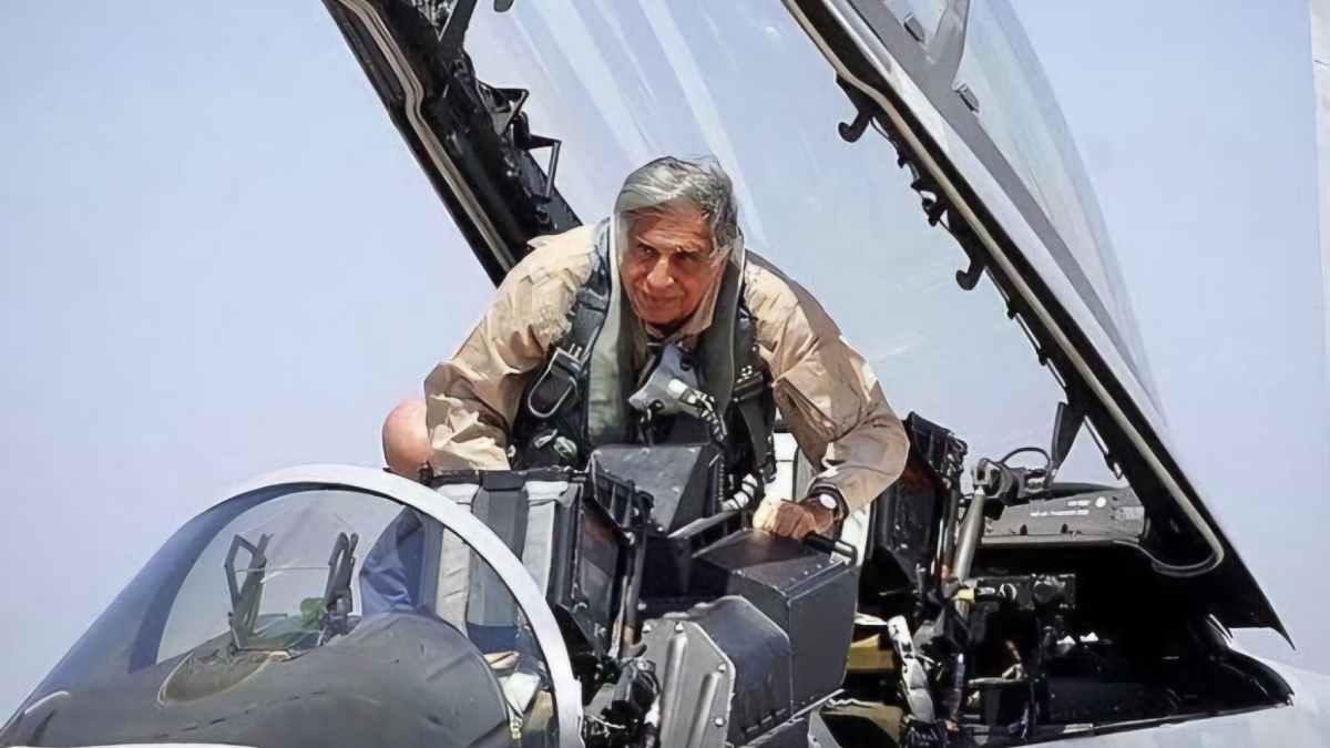 Throwback Video: Ratan Tata flies F-16 Fighter Jet