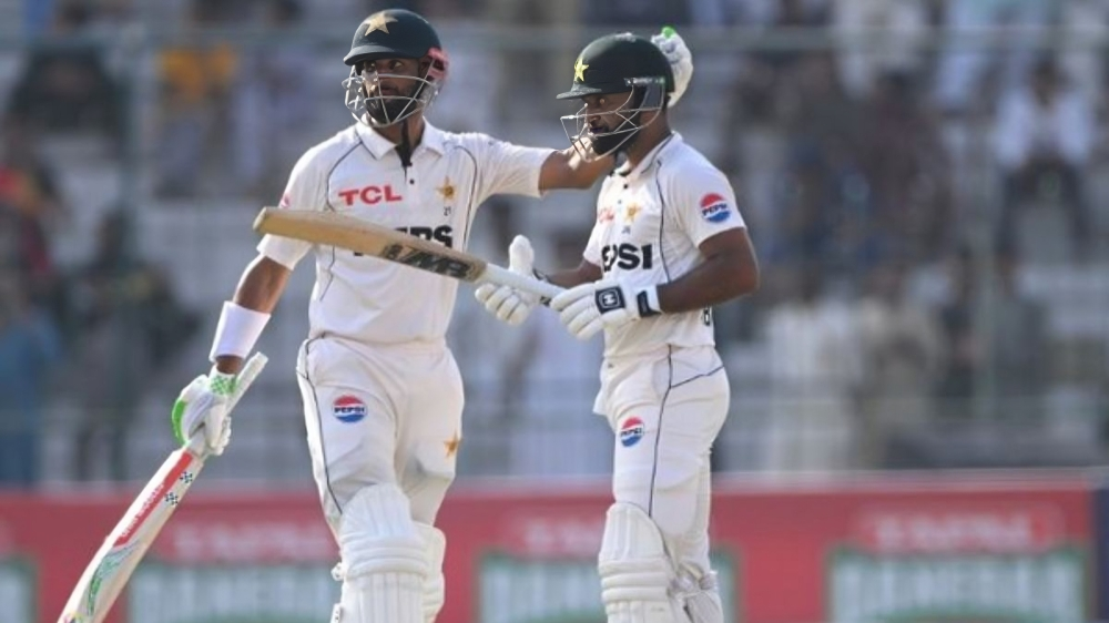 Pakistan Vs England Test Series, Day 1 Pakistan Takes Honor With