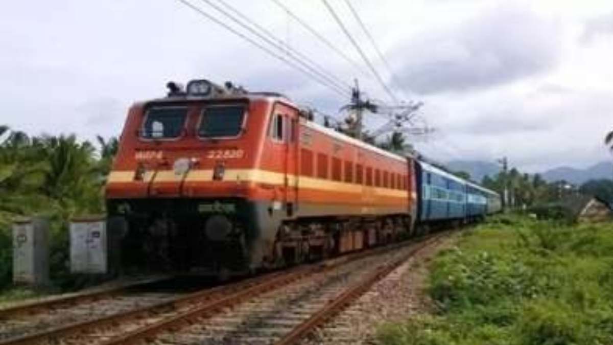 Indian Railways: Can You Cancel A Ticket Bought At Counter Online? Here's What You Need to Know Indian Railways: Can You Cancel A Ticket Bought At Counter Online? Here's What You Need to Know