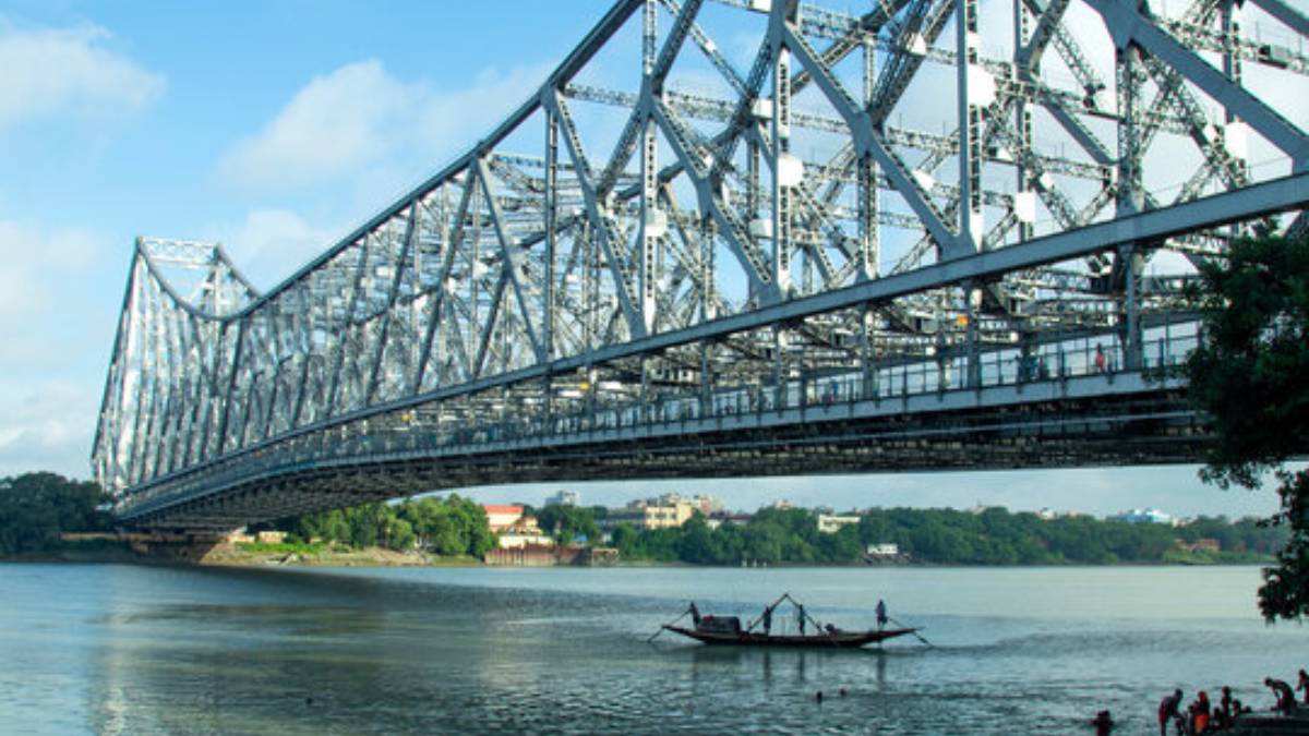 For the first time in its 81-year history, Kolkata’s iconic Howrah Bridge,will be closed to vehicular traffic for a comprehensive health assessment