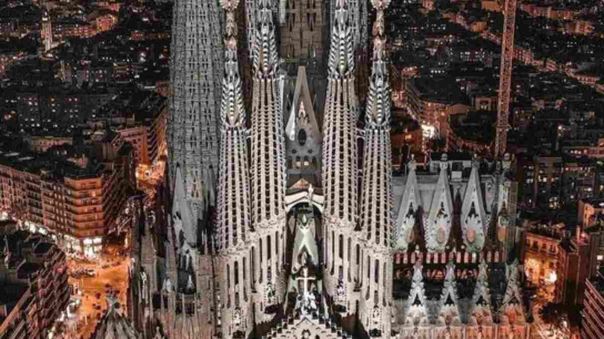 Chennai Company Treats 1,000 Employees To Pully-Paid Trip To Barcelona, Spain