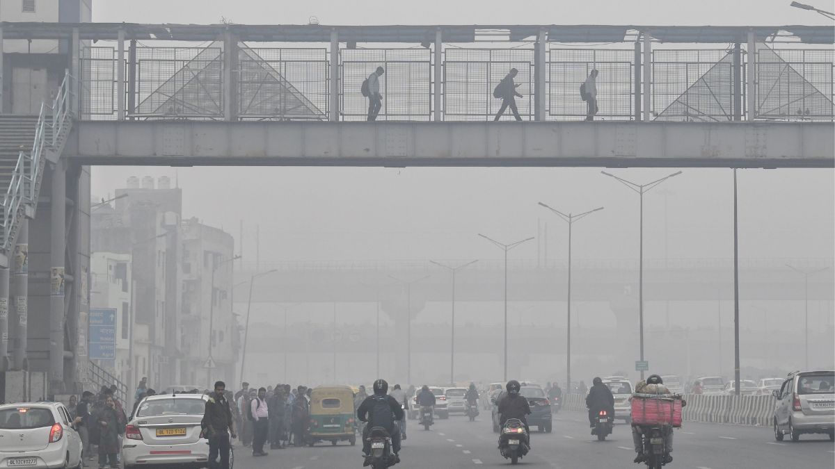 Delhi Pollution: AQI Remains ‘Severe Plus’ As Smog Reduces Visibility; Citizens Call For Urgent Action