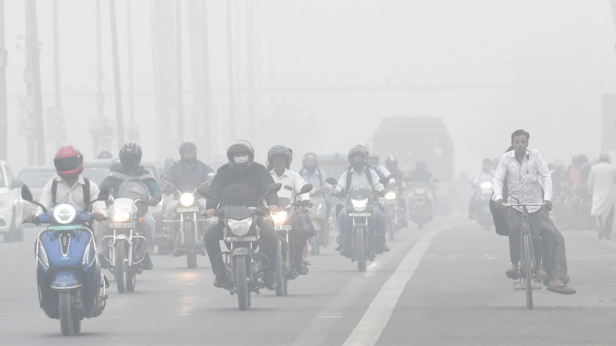 Delhi Pollution: CAQM Tightens GRAP III & IV; 50% Govt Employees Switch to Work From Home