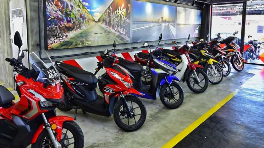 Honda Motorcycle & Scooter Sales Jump 21% In October, Reach 5,97,711 Units - Check Other Details