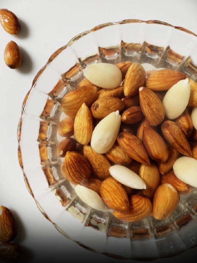 7 Health Benefits Of Eating Soaked Almonds Every Morning