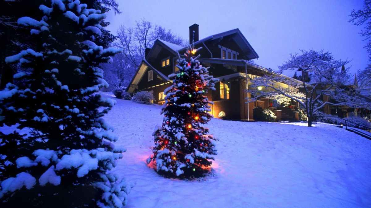 Christmas In Snow? Know Where to celebrate This Year!