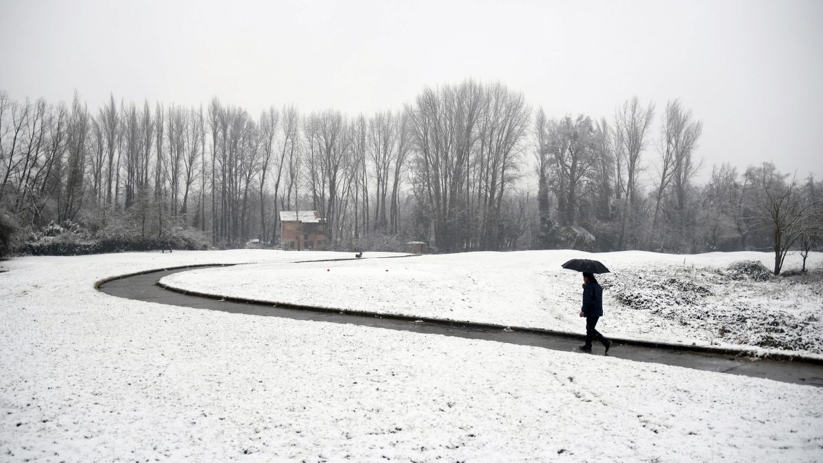 IMD Weather Update: Cold Wave To Grip J&K, Himachal And UP; Snowfall Expected In Western Himalayan Region From 1 Jan