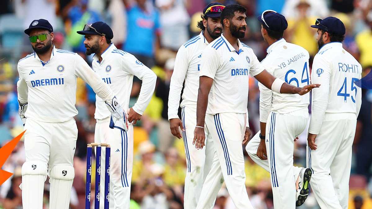 Team India in deep trouble after it loses 4 wickets while batting in 1st innings